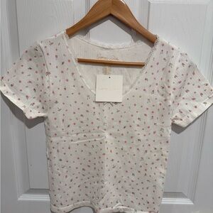 Juniors White Floral V-Neck T-Shirt